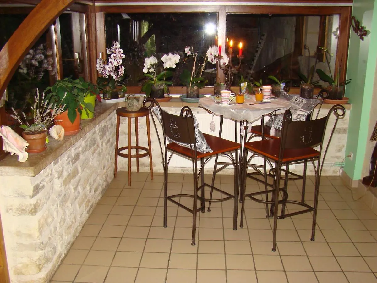 Couette-café Le tilleul à fleurs Dégagnac