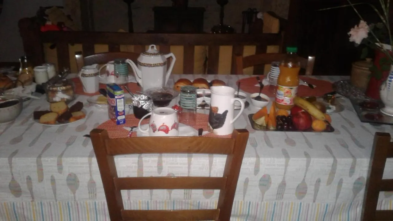 Bed & Breakfast Le Tilleul A Fleurs Degagnac