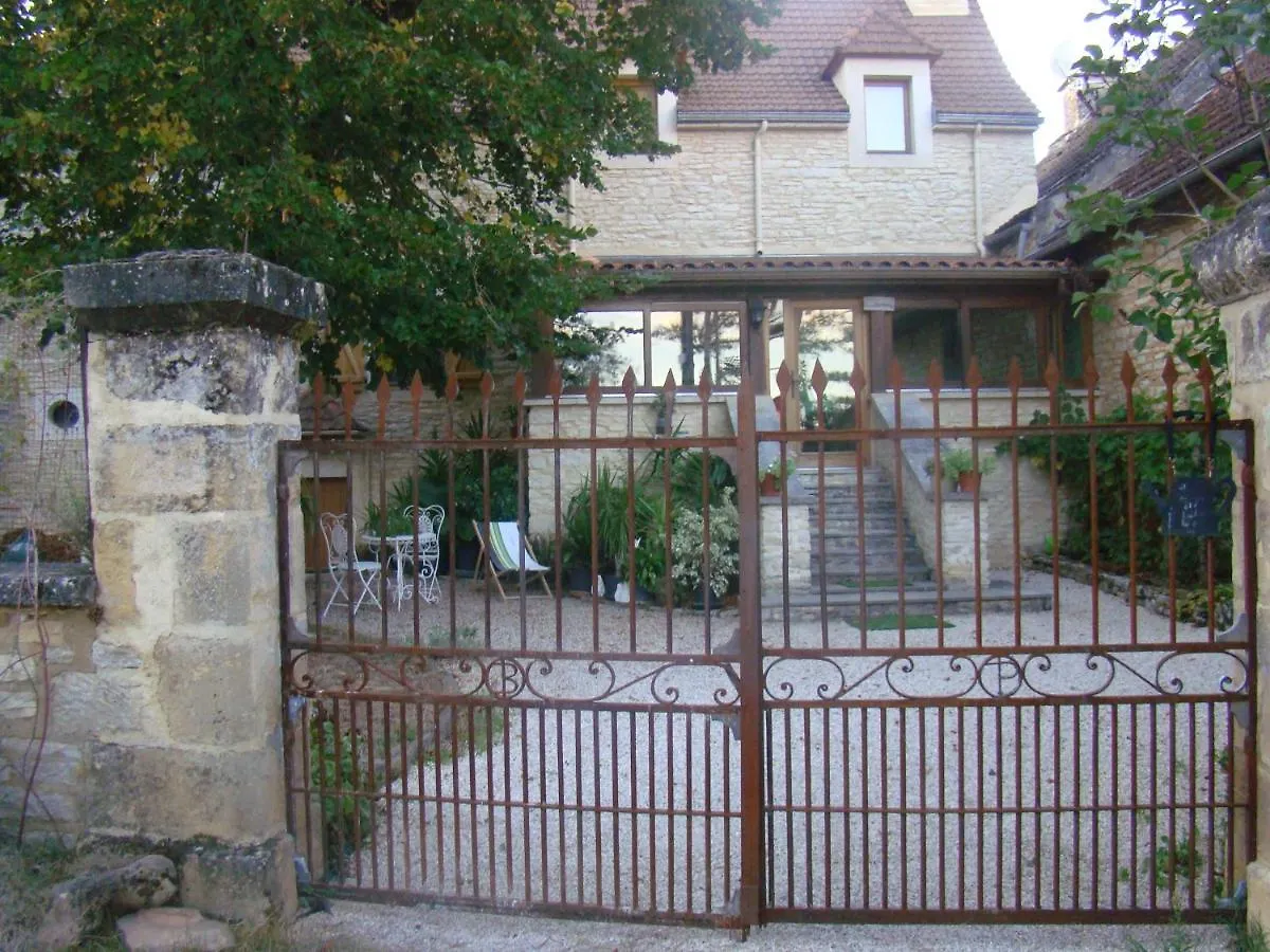 Le tilleul à fleurs Dégagnac 0*,  France